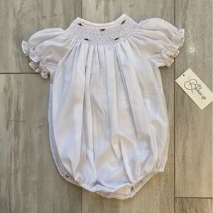 NWT Baby Blessings White Smocked Ellie Puff Sleeve Bubble Romper, girls 9M